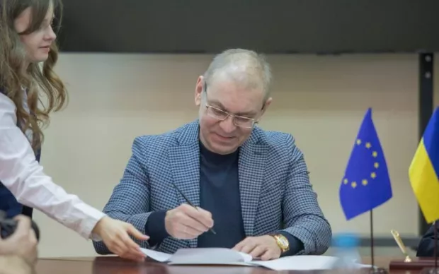 Екснардеп Пашинський визнав вину у справі про нафтопродукти і виплатить державі 1,1 млрд