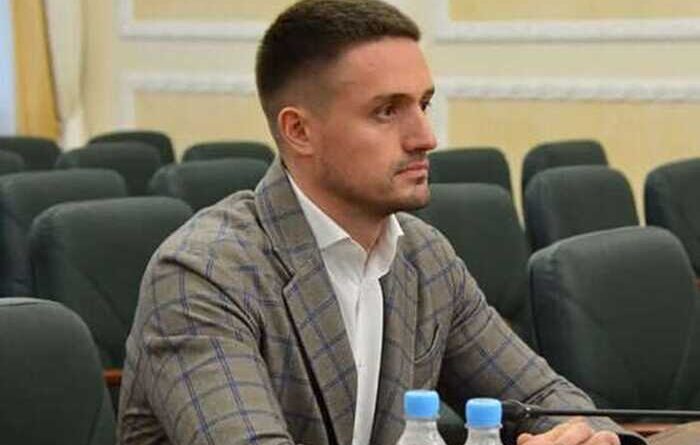 «Ми тупо за “Арсенал” воюємо»: Микитась і Столар намагалися віджати київський комплекс через хакерів, суди та водія