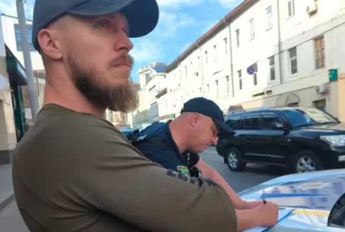 У Харкові викрили експоліцейських, які влаштували стеження та підкинули наркотики в авто комбата Ширшина